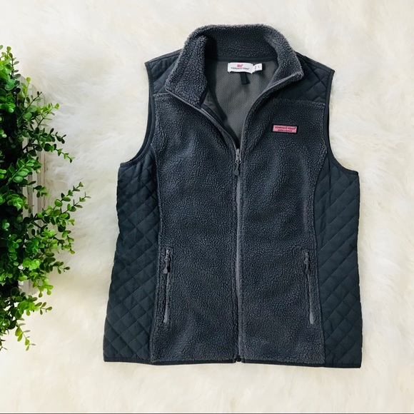Vineyard Vines Jackets & Blazers - Grey Vineyard Vines Fleece/Quilted Vest Small
